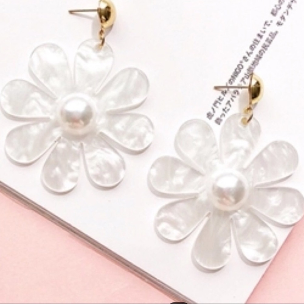 Large Flower 🌺 Acrylic Earrings